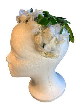 Vintage Ladies Floral Green & White Headpiece Hat Velvet Leaves & Mesh Accents